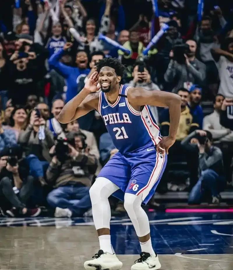 开云体育下载-76人挑战篮网：恩比德对决厄文