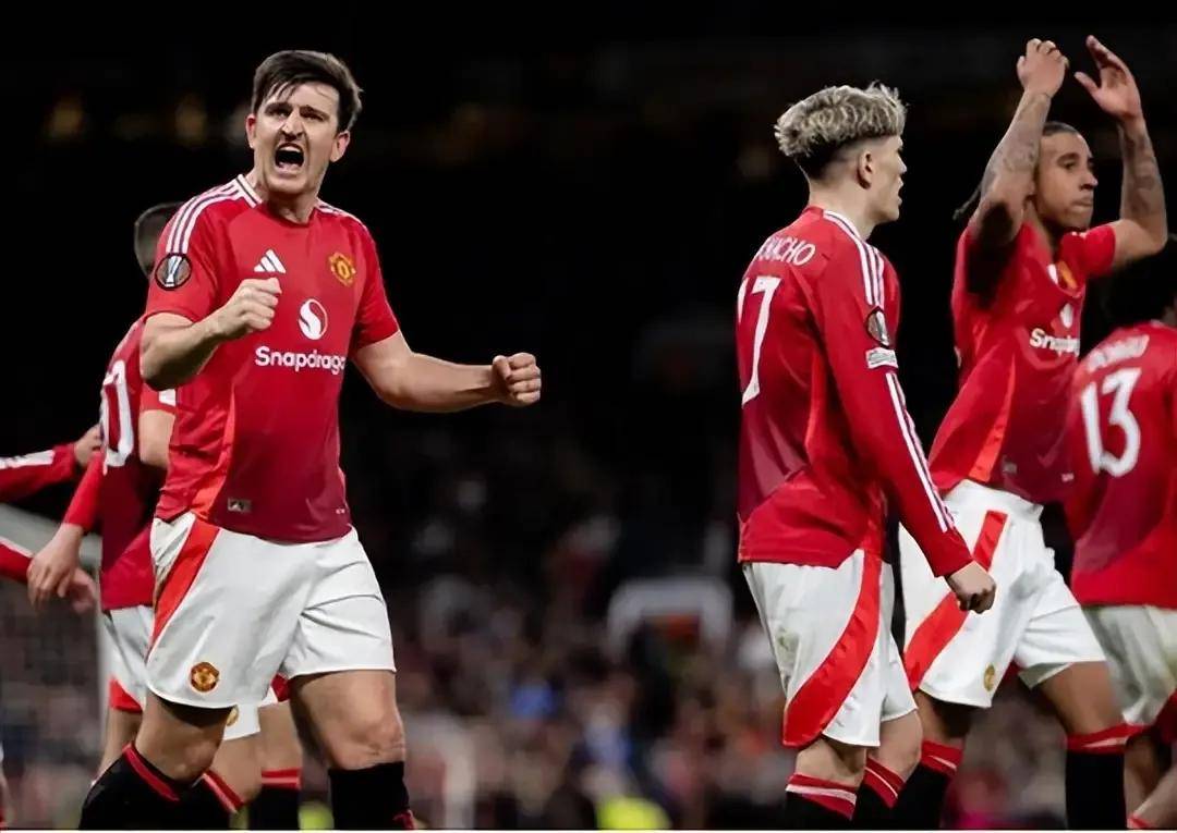 开云下载-里昂客场逆转战胜对手，继续追赶前四