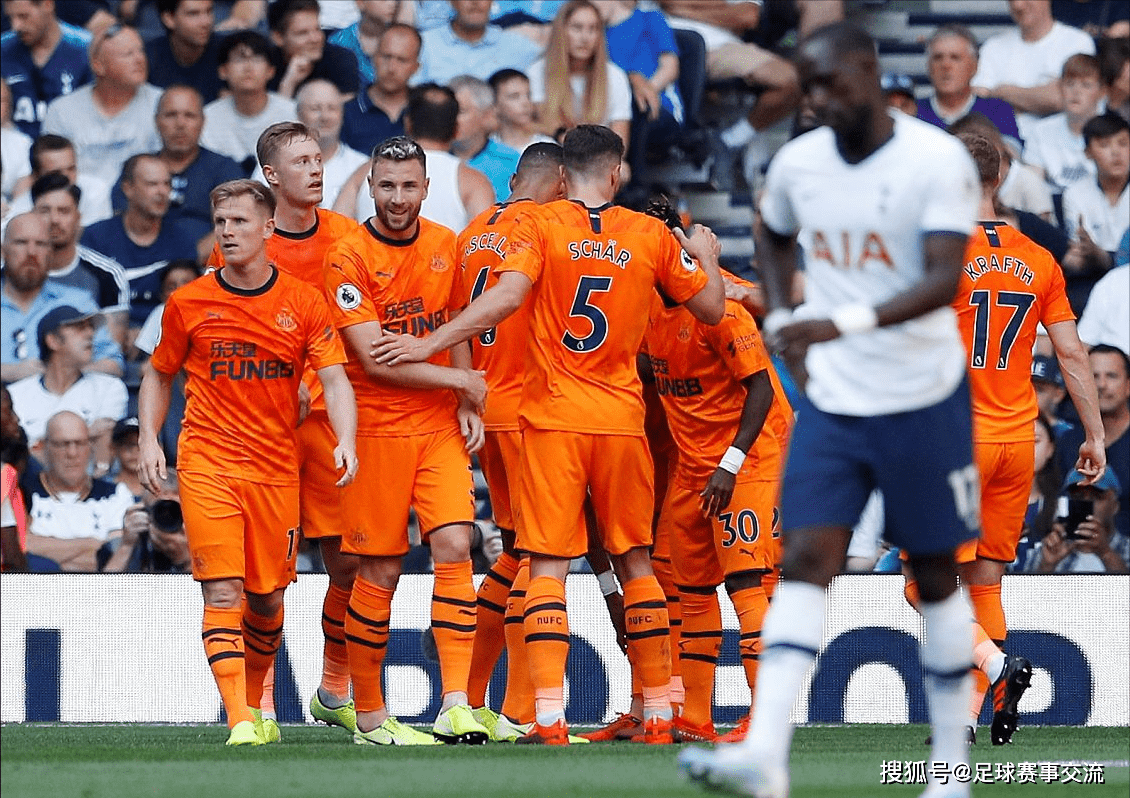 足球赛事激烈对决,中东球队奋勇拼搏实力的简单介绍 足球赛事激烈对决,中东球队奋勇拼搏实力的简单介绍