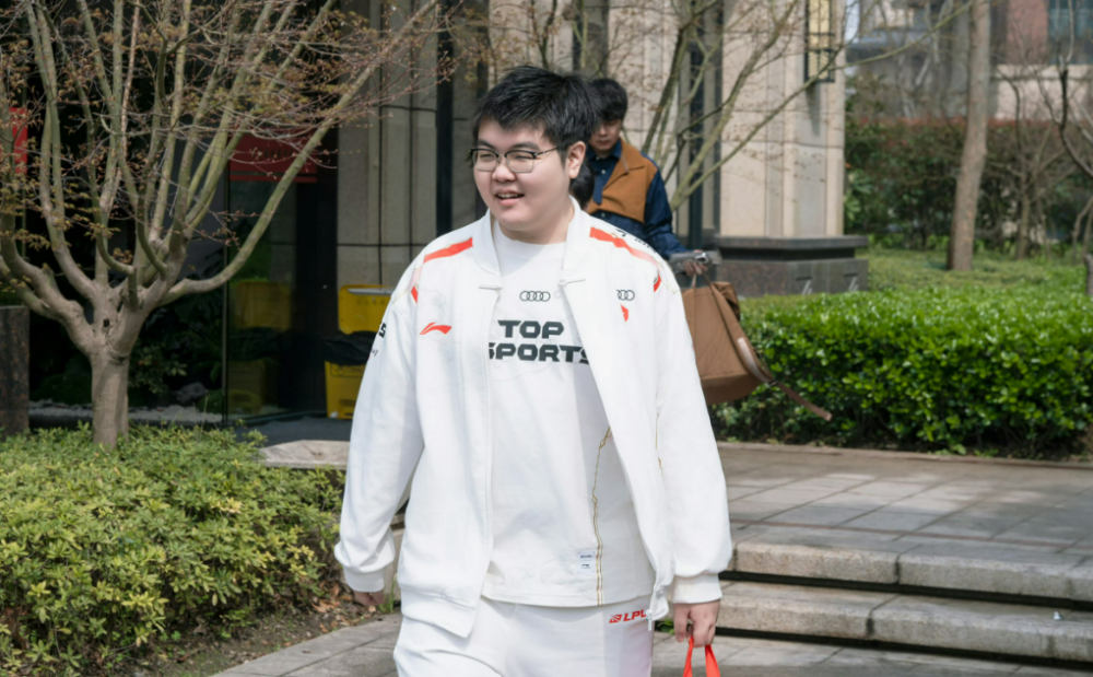 开云APP-TL鏖战FPX，Meiko关键团战开团秒人焦点之战小组赛，成为赛场最大亮点的简单介绍