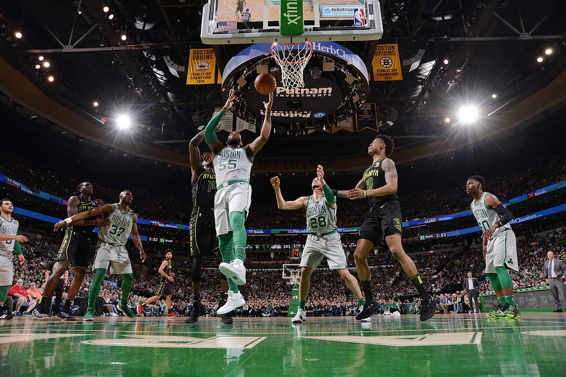 NBA季后赛期间波特兰开拓者队成功逆转击败丹佛掘金队的简单介绍 NBA季后赛期间波特兰开拓者队成功逆转击败丹佛掘金队的简单介绍