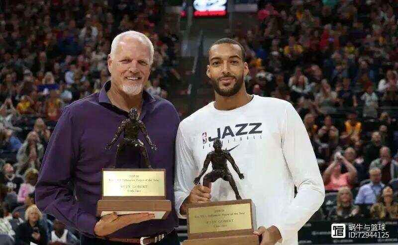 猛犸象尝试新首发阵容,追求获胜 猛犸象尝试新首发阵容,追求获胜