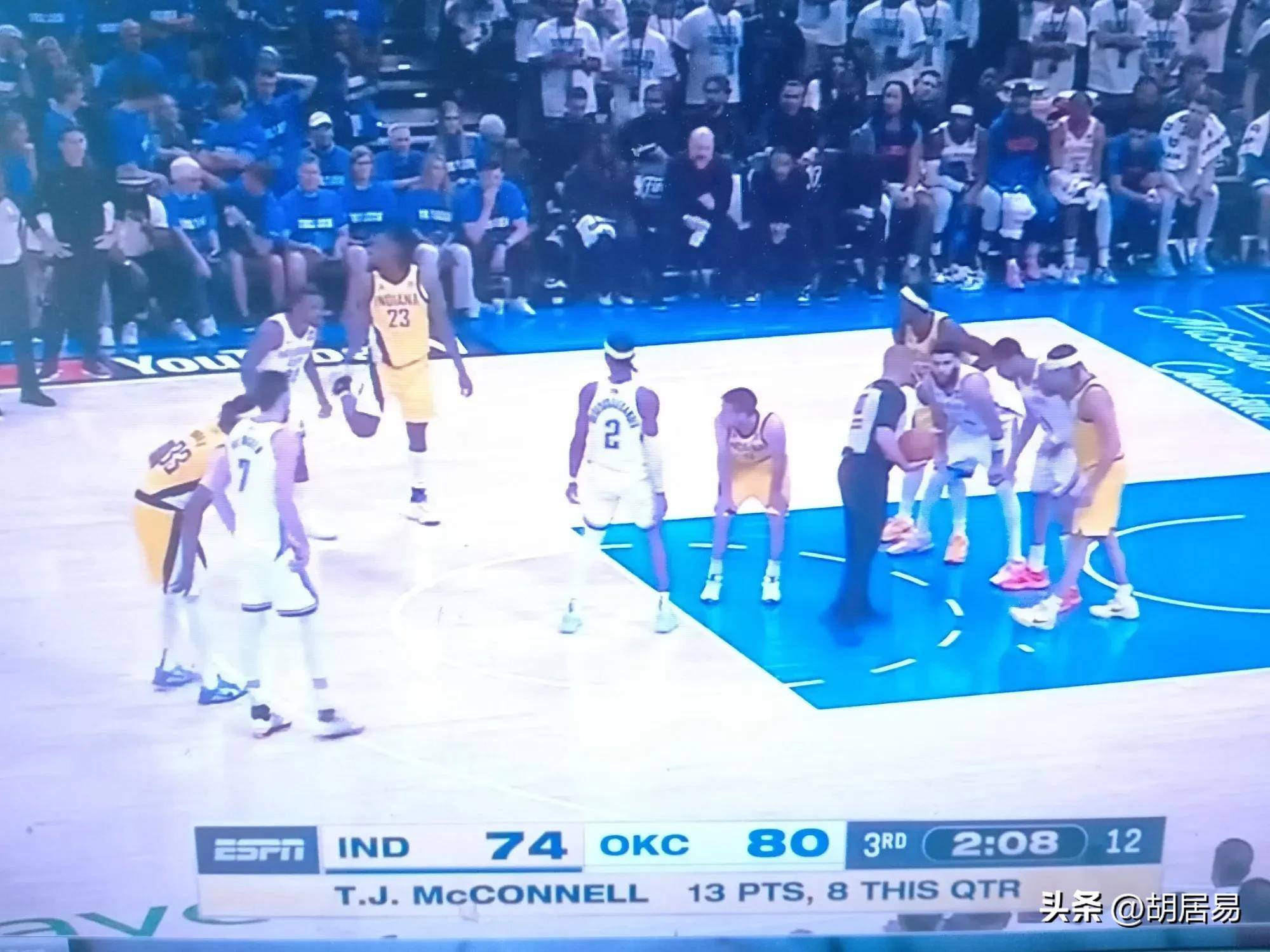 NBA赛季揭幕战：紧张激烈的大比分对决