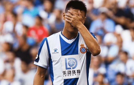 塞维利亚客场输球，积分垫底