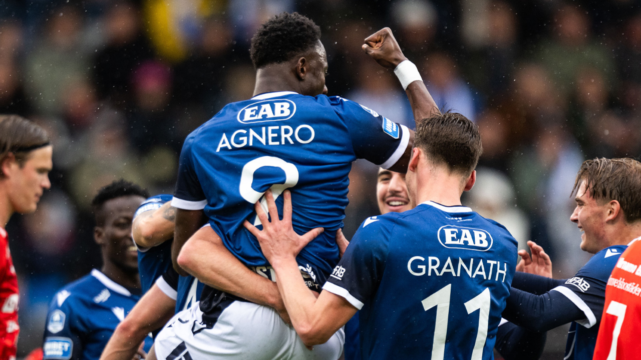 瑞典队战胜德国队，夺得胜利