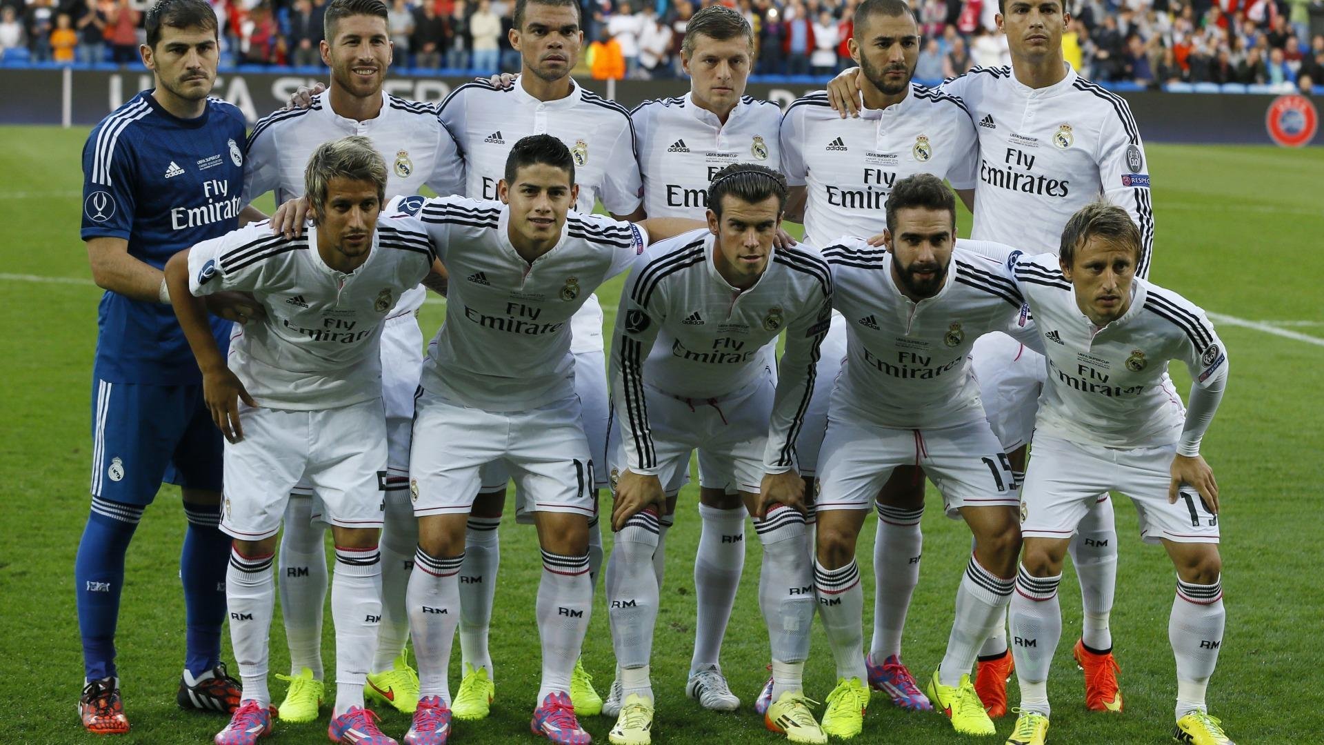 黄黑风暴席卷巴黎！多特蒙德欧冠半决赛冲垮几内亚铁壁