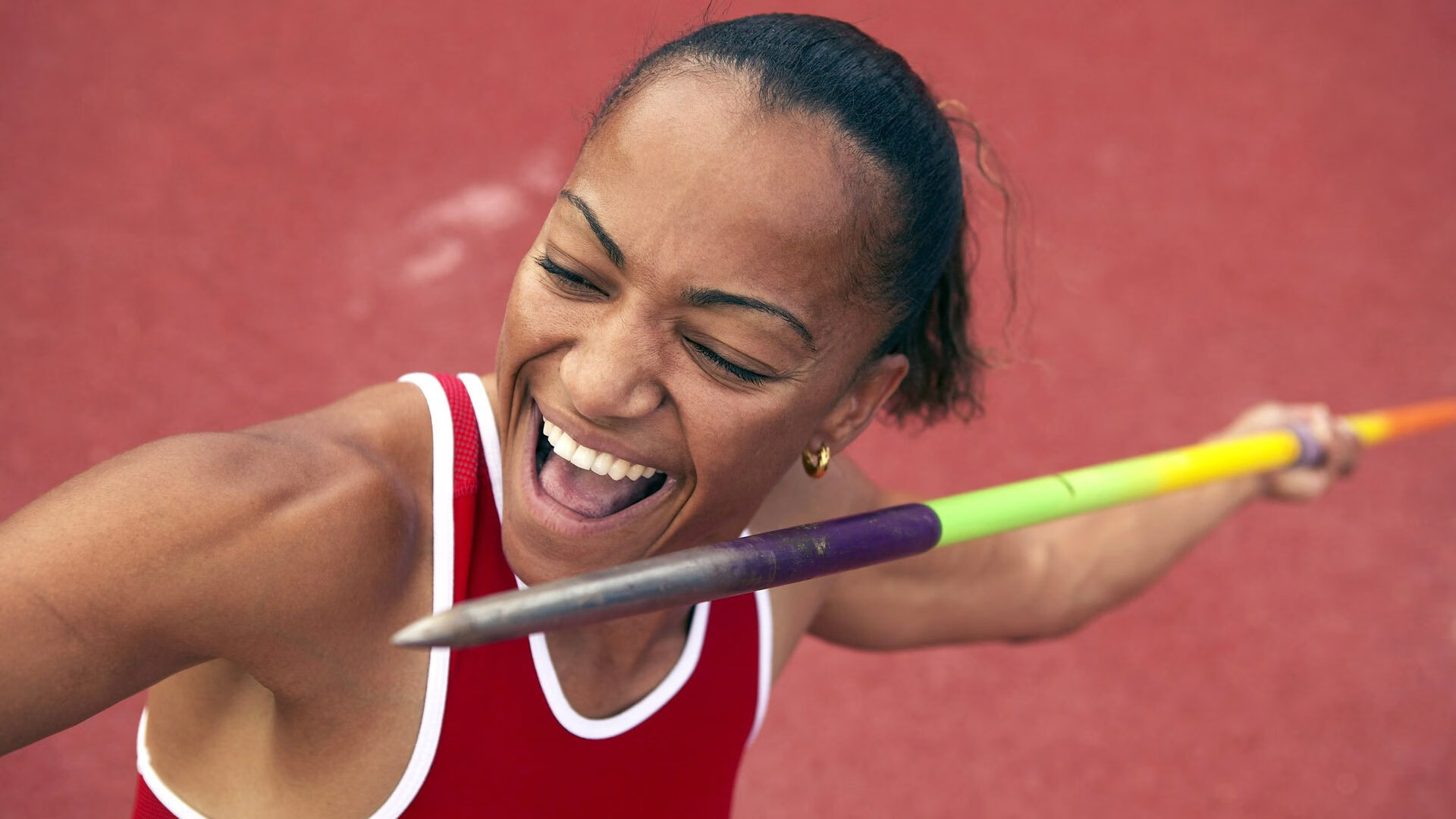 时空折叠,当本泽马在NBA季后赛接管比赛,洪都拉斯正压制埃及