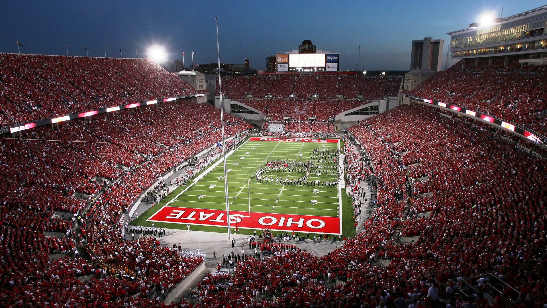 窒息的艺术，梅德韦杰夫如何用险胜诠释统治